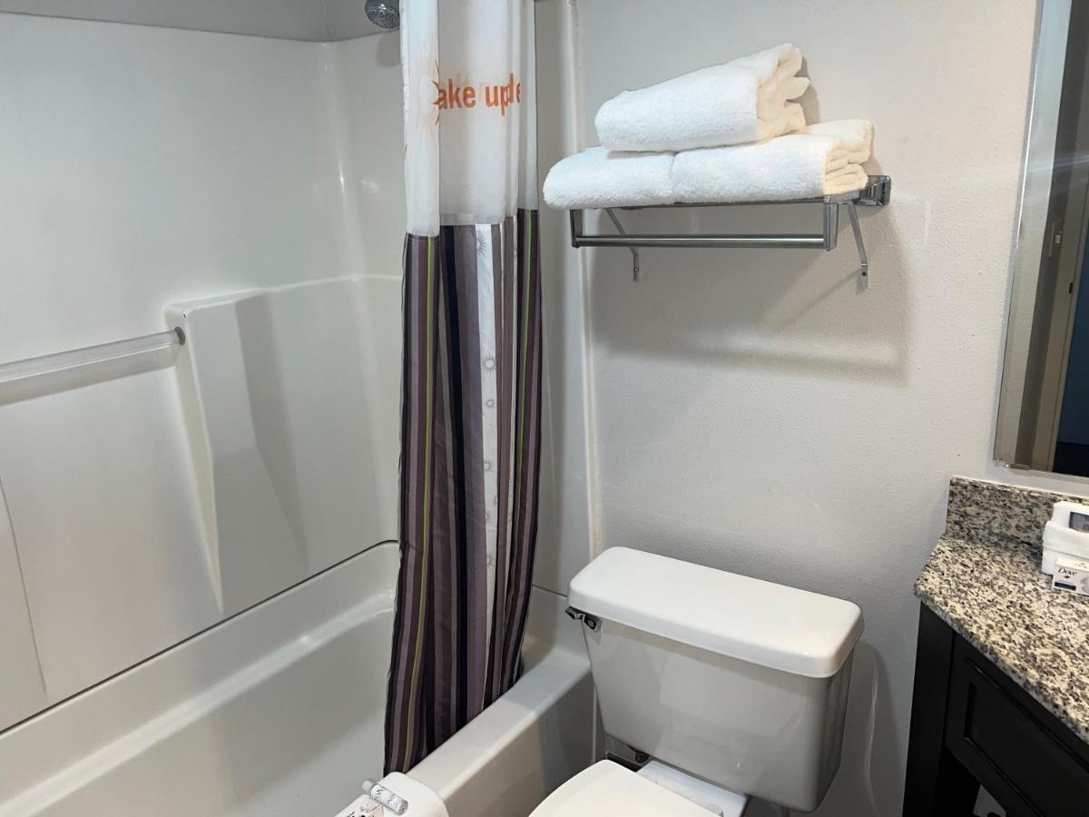 La Quinta By Wyndham Denver Englewood Tech Ctr 3*